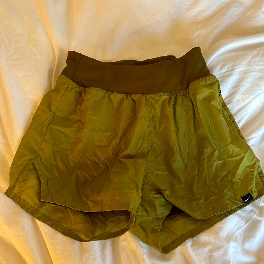 Nike Run Division Shorts